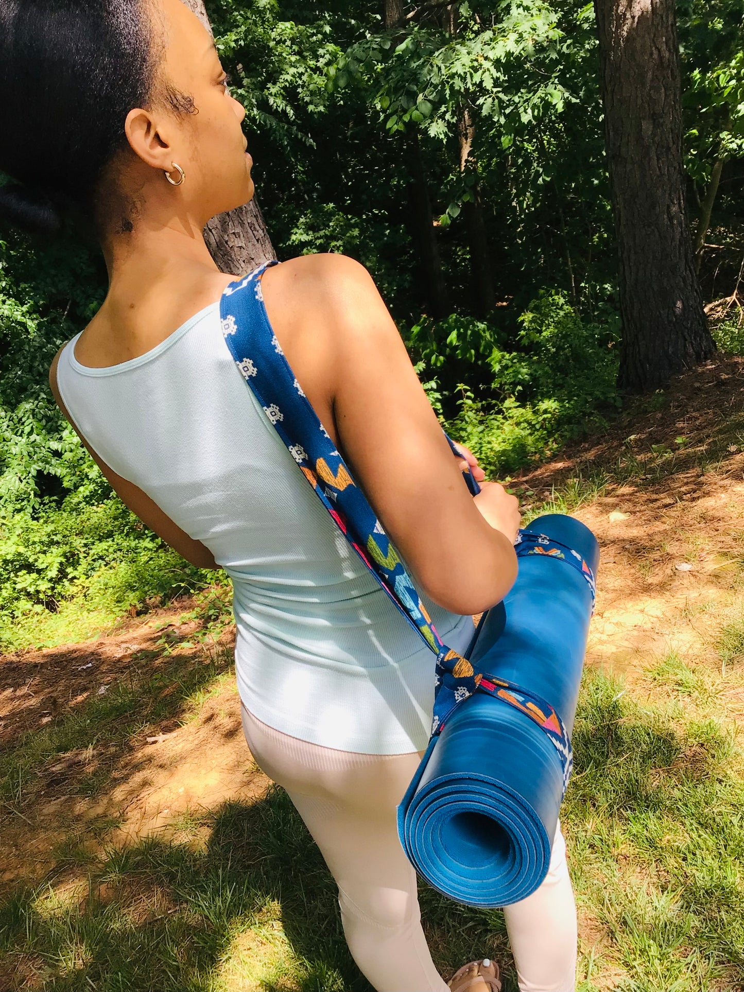 Adjustable 2-in-1 Yoga Mat Carrying Strap - Blue Multicolored Tribal Geometric